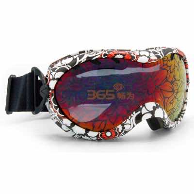 ��ʿ��SG225��ѩ�۾�